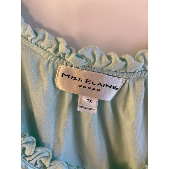 Miss Elaine night gown 1x - Picture 2 of 6